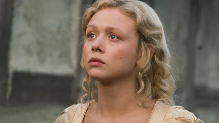 Naomi Battrick Biography: Nationality, Movies, TV Shows, Partner, Age, Height, Net Worth, Wiki, Awards