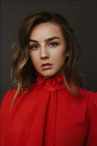 Lexi Ainsworth - Biography
