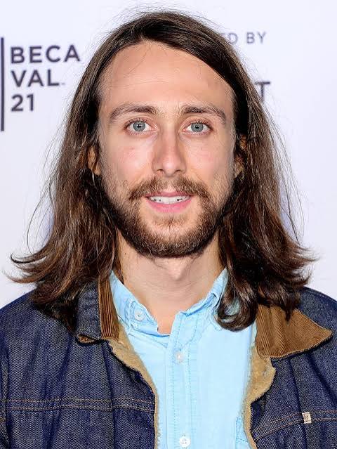 Owen Campbell Biography: Age, Net Worth, Girlfriend, Children, Songs, Awards, Ethnicity, Instagram