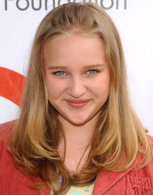 Amy Bruckner Biography: Age, Net Worth, Height, Instagram, Boyfriend, Parents, Movies, Ethnicity