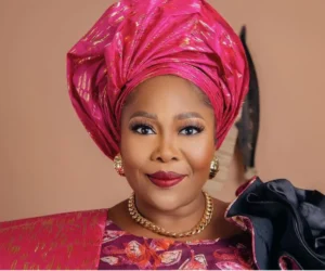 Toyin Alausa - Biography