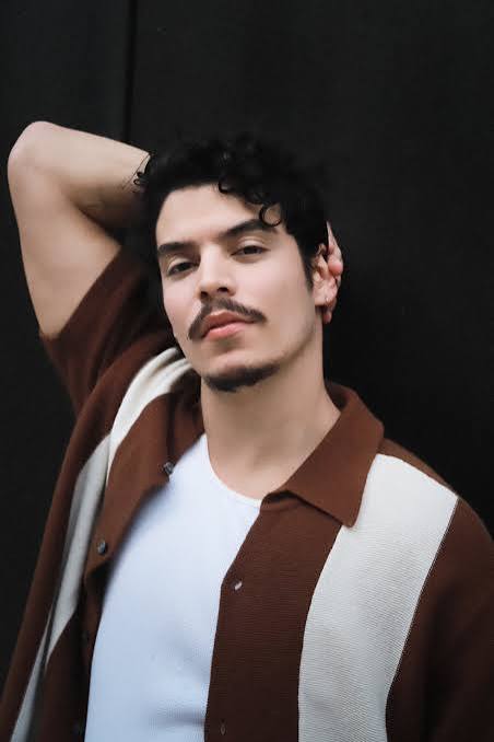 Aaron Dominguez - Biography