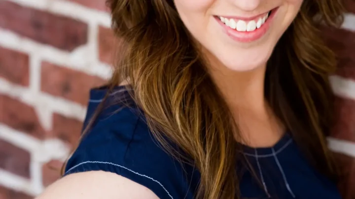 Carrie Keranen Biography: Age, Net Worth, Height, Parents, Voice Roles, Movies & Shows