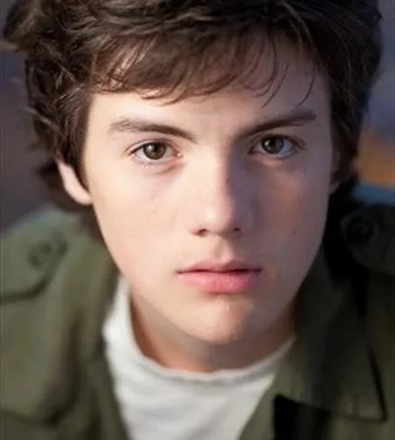 Matthew Knight Biography: Age, Height, Net Worth, Ethnicity, Parents, Awards