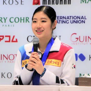 Lee Hae-in - Biography