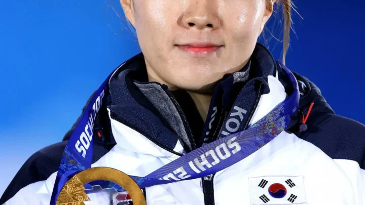 Lee Sang-hwa Biography: Age, Height, Net Worth, Husband, Parents, Awards, Career