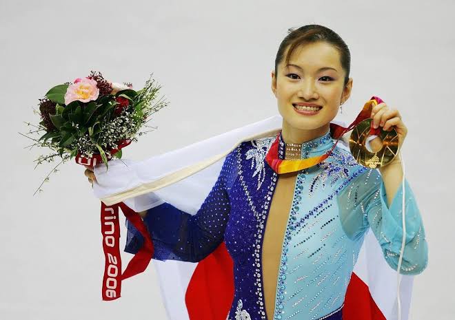 Shizuka Arakawa Biography: Age, Height, Net Worth, Husband, Kids, Parents, Awards