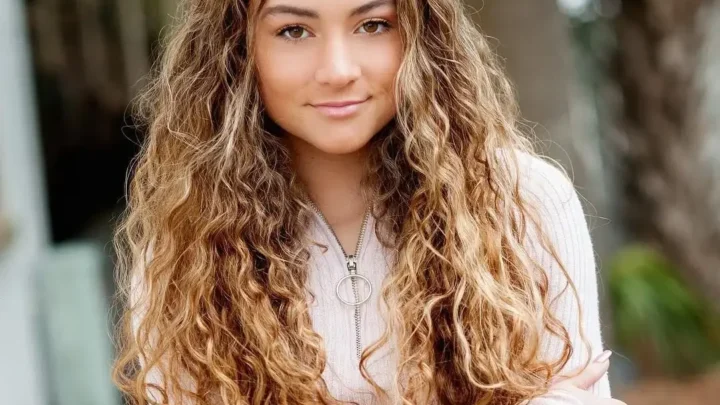 Gabbie Gonzalez Biography: Age, Height, Net Worth, Boyfriend, Daughter, Parents