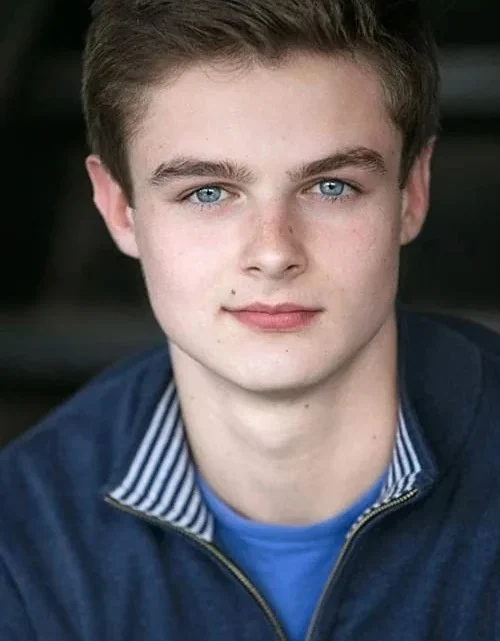 Chandler Canterbury Biography: Siblings, Movies, Age, Height, Net Worth, Parents, TV Shows, Awards, Ethnicity