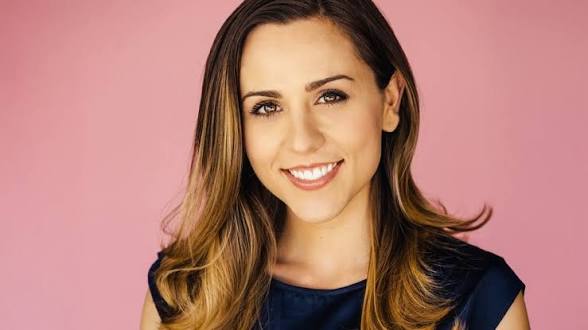 Abby Trott Biography: Age, Height, Net Worth, Parents, Movies & TV Shows, Songs, Career