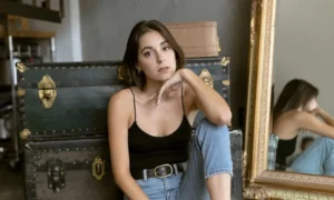 Kristen Vaganos - Biography