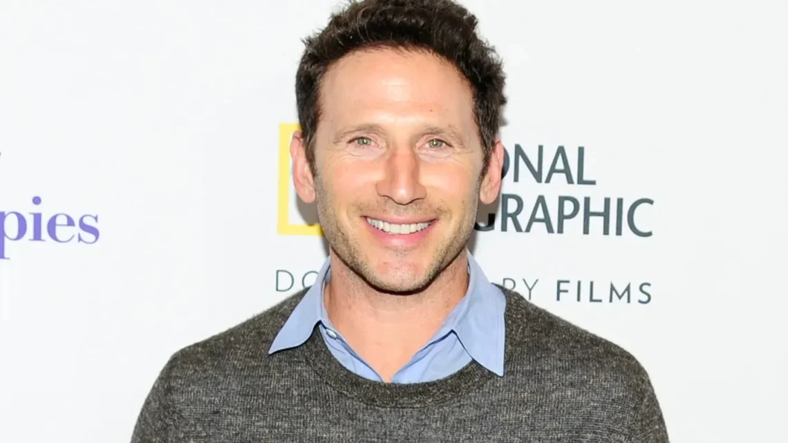 Mark Feuerstein Biography: Wife, Age, Kids, Height, Net Worth, Parents, Movies & TV Shows, Siblings