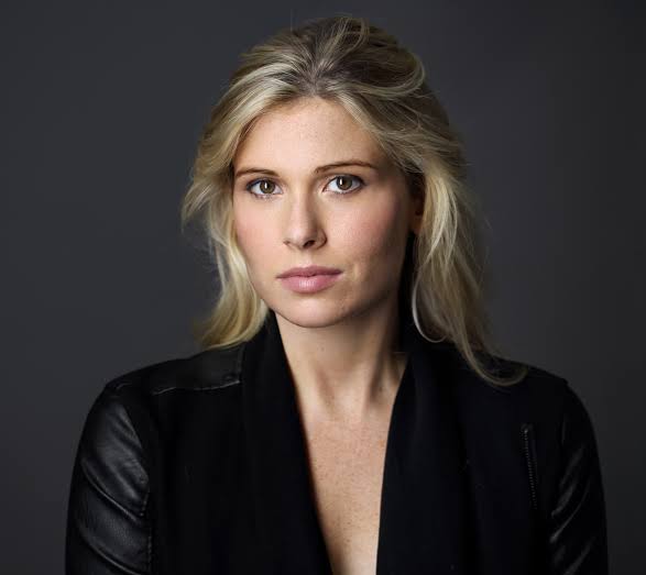 Comfort Clinton Biography: Movies, Awards, Age, Parents, Height, Net Worth, TV Shows, Boyfriend, IMDb, Instagram