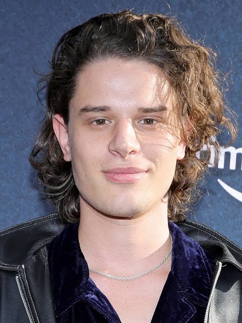 Bobby Coleman Biography: Net Worth, Age, Height, Ethnicity, Movies, Girlfriend