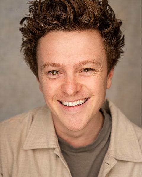 Jonny Weldon - Biography