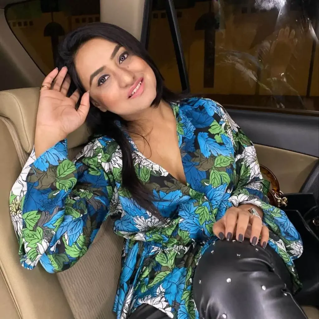 Jills Mohan Biography: Husband, Siblings, Twitter, Age, Height, Net Worth, Movies, TV Shows, Parents, Ethnicity