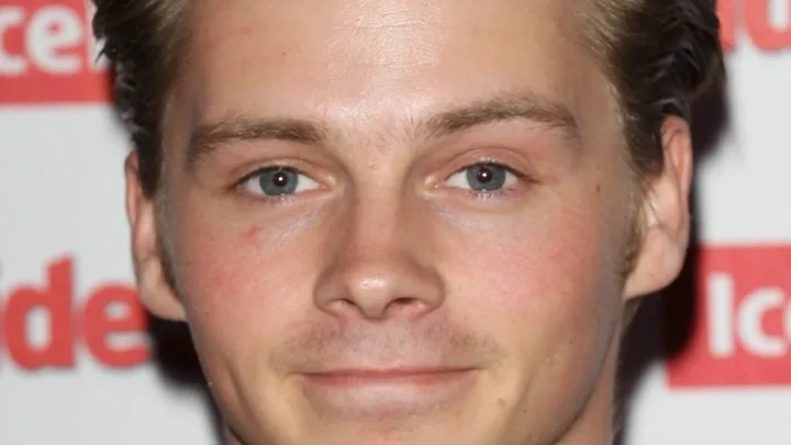 Sam Strike Biography: Wife, Age, Height, Net Worth, Parents, Awards, Movies & TV Shows
