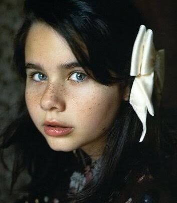 Catinca Untaru Biography: Net Worth, Parents, Boyfriend, Movies, Age, Height, Religion, Nationality