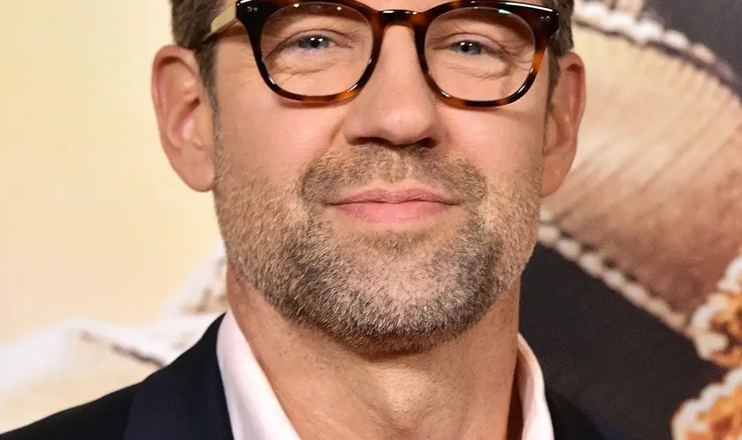 Todd Grinnell Biography: Wife, Age, Kids, Height, Net Worth, Parents, Movies & TV Shows, Career