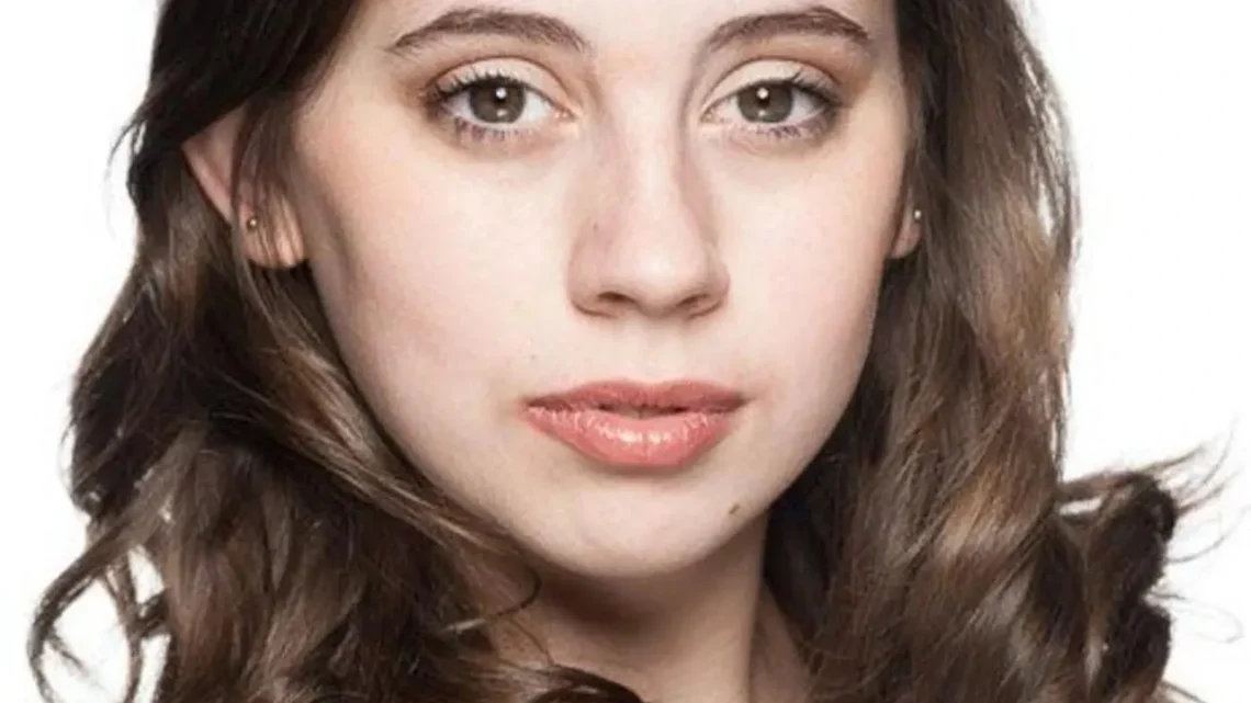 Skye Bennett Biography: IMDb, Age, Height, Net Worth, Boyfriend, Parents, Movies, Ethnicity