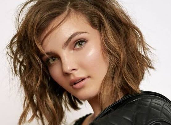Camren Bicondova Biography: TikTok, Awards, Net Worth, Age, Movies, Boyfriend, Parents, Ethnicity