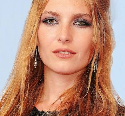 Joséphine de La Baume Biography: Husband, Age, Kids, Height, Net Worth, Parents, Movies, Partner