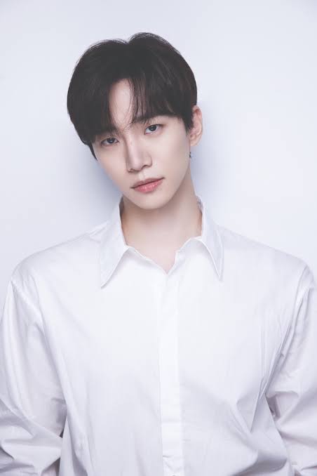 Junho - Biography