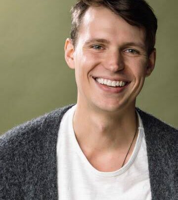 Aaron Dismuke Biography: Age, Awards, Height, Parents, Net Worth, Ethnicity, Parents, Movies