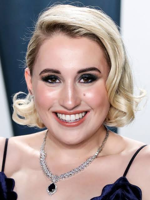 Harley Quinn Smith Biography: Net Worth, Boyfriend, Parents, Movies, Height, Age