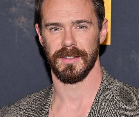 Sam Keeley Biography: Awards, Ethnicity, Girlfriend, Movies, Net Worth, Age, Parents, Instagram