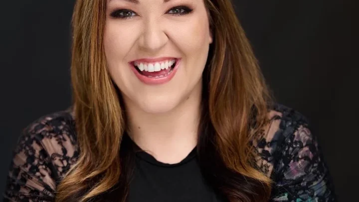 Tiffany Nicole Jenkins Biography: Age, Net Worth, Kids, Books, Career, Divorce, Recovery