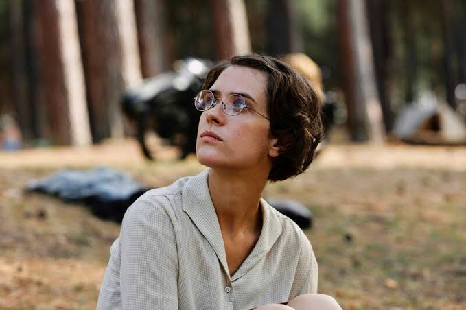 Liv Lisa Fries Biography: Height, Net Worth, Parents, Age, Movies, Boyfriend, TV Shows, Instagram
