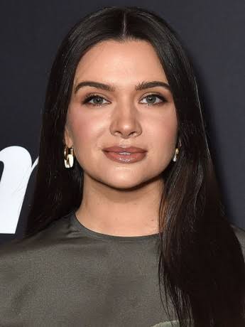 Katie Stevens Biography: Net Worth, Parents, Husband, Age, Height, Songs, Movies, TV Shows, Wiki, Ethnicity