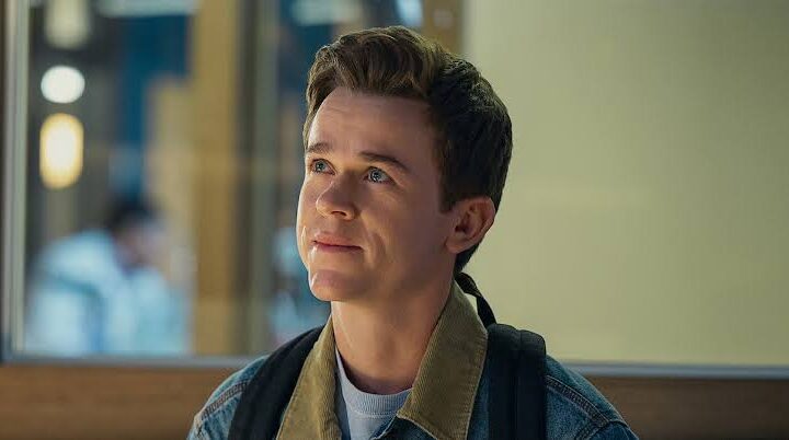 Rob Lowe’s son, John Owen Lowe Biography: Girlfriend, Age, Height, Net Worth, Parents, Twitter, Movies & TV Shows