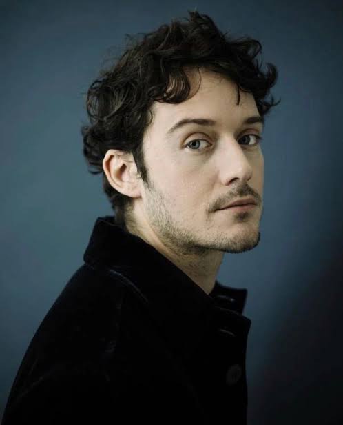 César Domboy Biography: Height, Ethnicity, Net Worth, Age, Girlfriend, Movies, Parents