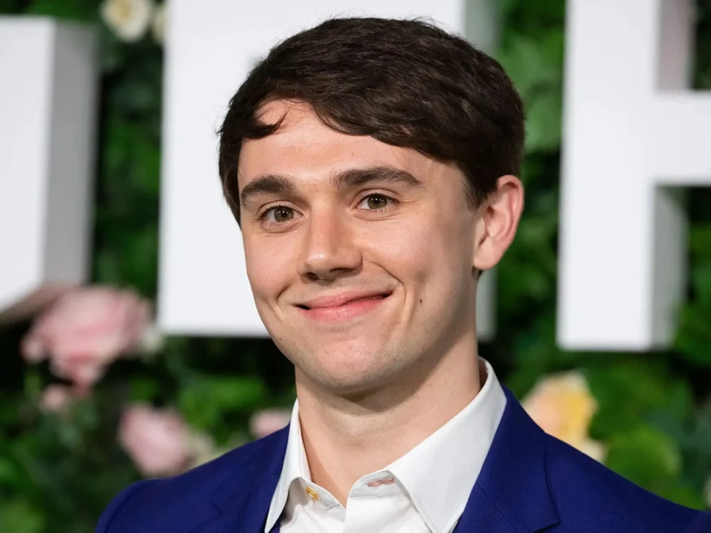 Calam Lynch - Biography