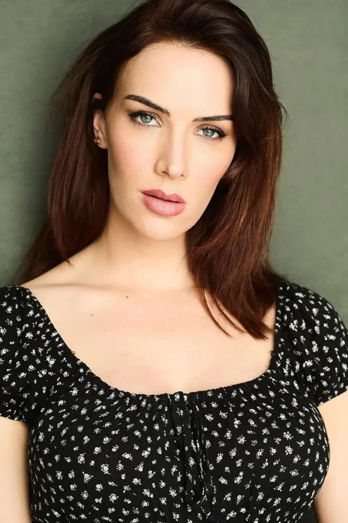 Charlotte Kirk - Biography
