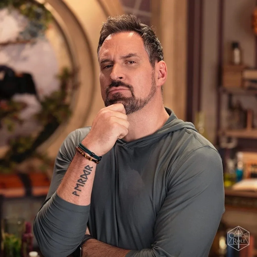 Travis Willingham - Biography