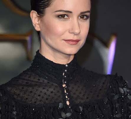 Katherine Waterston Biography: Parents, Age, Height, Net Worth, Boyfriend, Movies, Awards