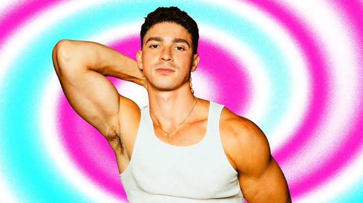 Isaac Powell Biography: Fiancé, Parents, Movies, Age, Net Worth, Height, Instagram, Songs, Siblings