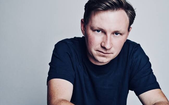 Bradley Hall Biography: Net Worth, Parents, Siblings, Wife, Age, Height, Movies, Wiki, Ethnicity