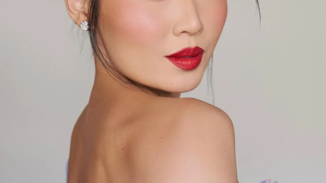 Li Jun Li Biography: Age, Height, Net Worth, Parents, Boyfriend, Movies & TV Shows, Career