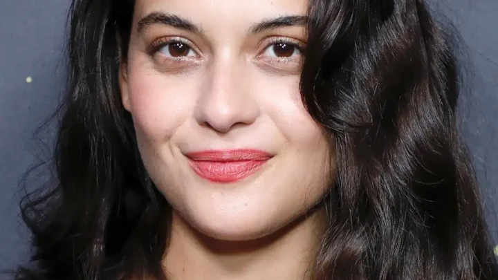 Sofia Black-D’Elia Biography: Husband, Age, Height, Net Worth, Parents, Movies & TV Shows, Siblings