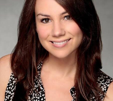 Tracey Wigfield Biography: Parents, Instagram, Awards, Net Worth, Height, Age, Husband