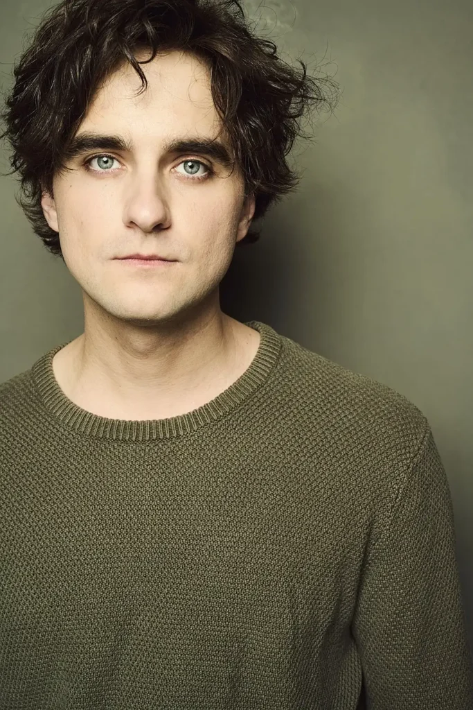 Landon Liboiron - Biography