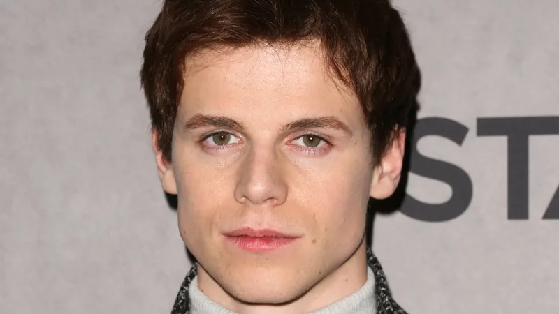 Ruairí O’Connor Biography: Movies & TV Shows, Instagram, Partner, Age, Height, Wikipedia, Net Worth, Parents