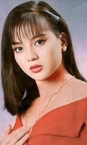 Jennifer Mendoza - Biography