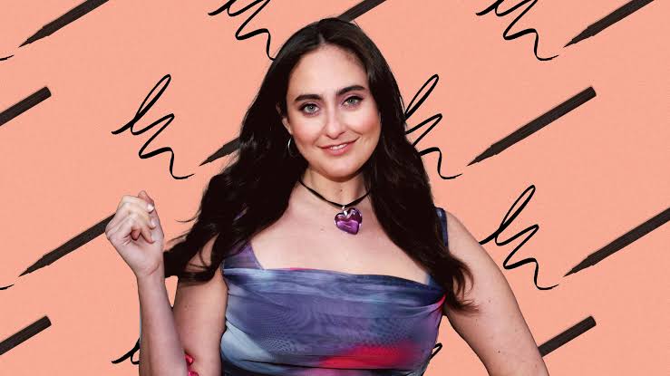 Catherine Cohen Biography: Net Worth, Boyfriend, Age, Parents, Movies, Height, TV Shows, Instagram, Ethnicity