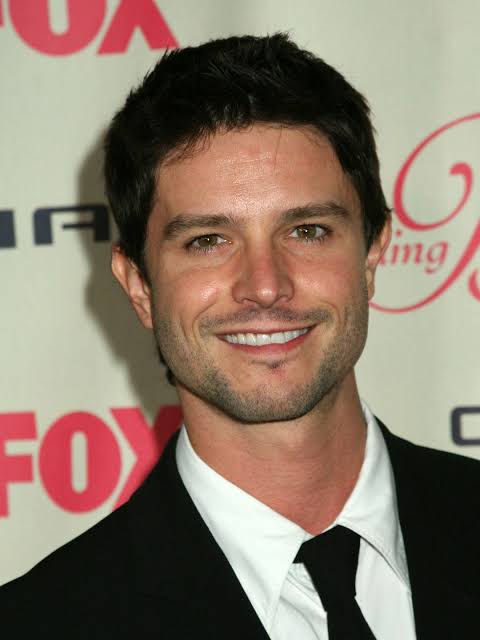 Jason Behr Biography: Ethnicity, Parents, Awards, Net Worth, Height, Age, Wife, Instagram, Movies