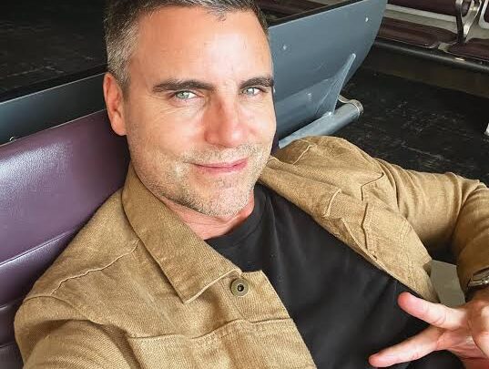 Colin Egglesfield Biography: Age, Height, Net Worth, Parents, Movies, TV Shows, Comedy, Instagram, Wife